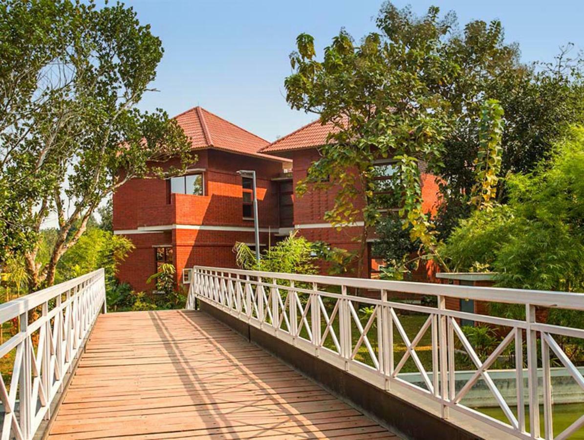 SARAH RESORT | ⋆⋆⋆⋆⋆ | GAZIPUR, BANGLADESH | SEASON DEALS FROM $94